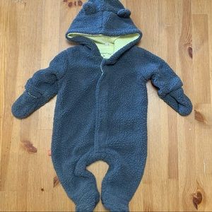Magnificent Baby Magnetic Plush Bunting Snowsuit Size 3 months Gray